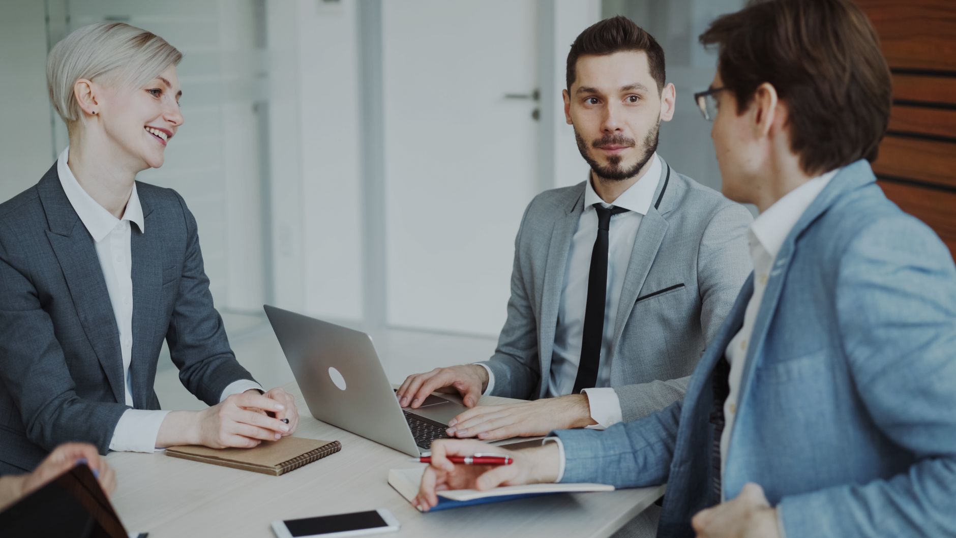 Alternative à HubSpot : prix relevés le 31/08/2026