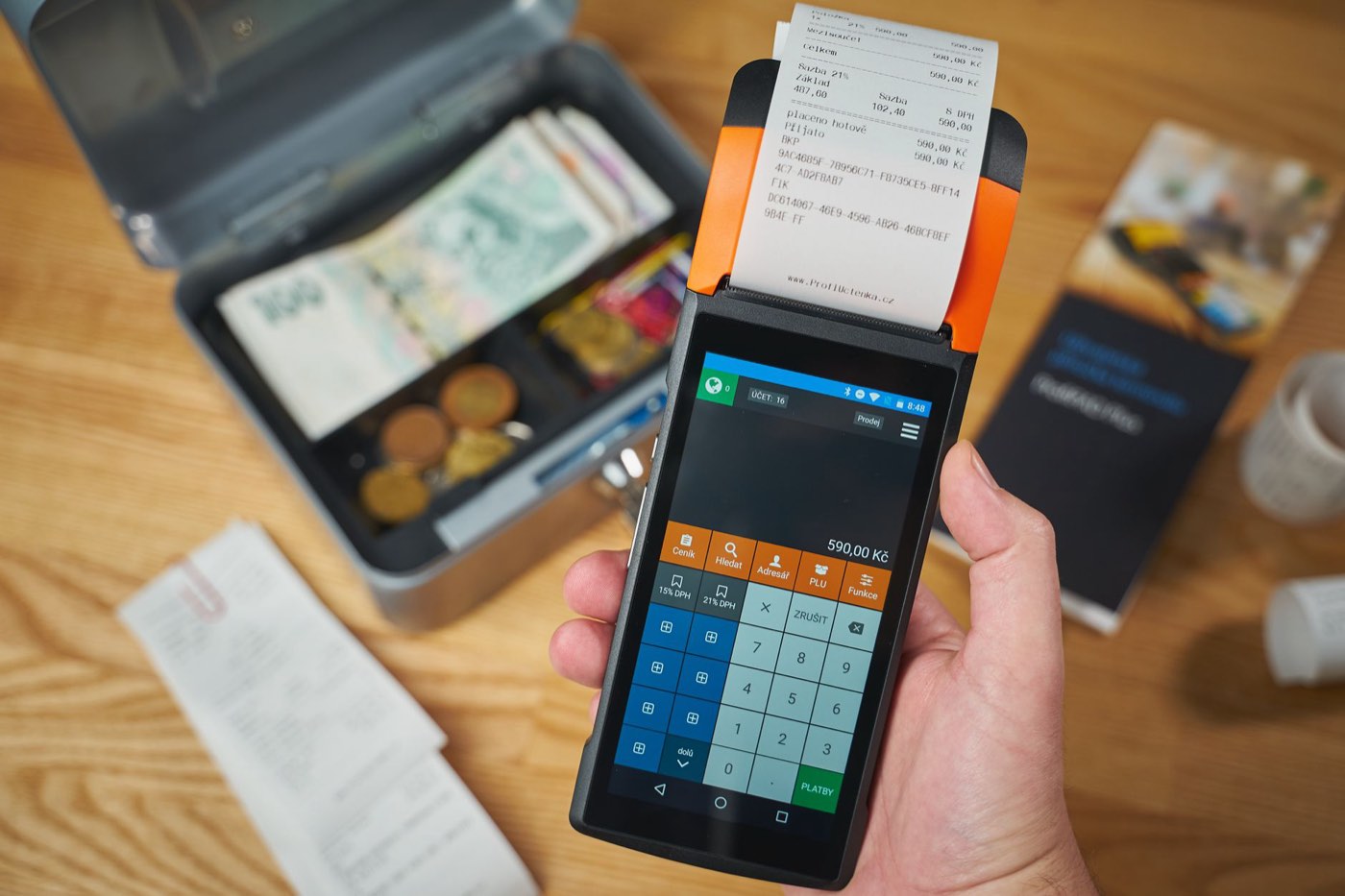 Brevo — avis sur la plateforme tout‑en‑un (email, SMS, CRM)